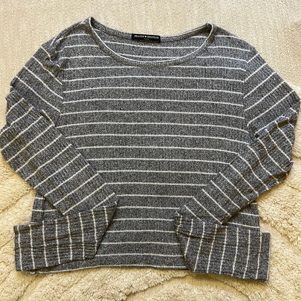 Brandy Melville Sweater